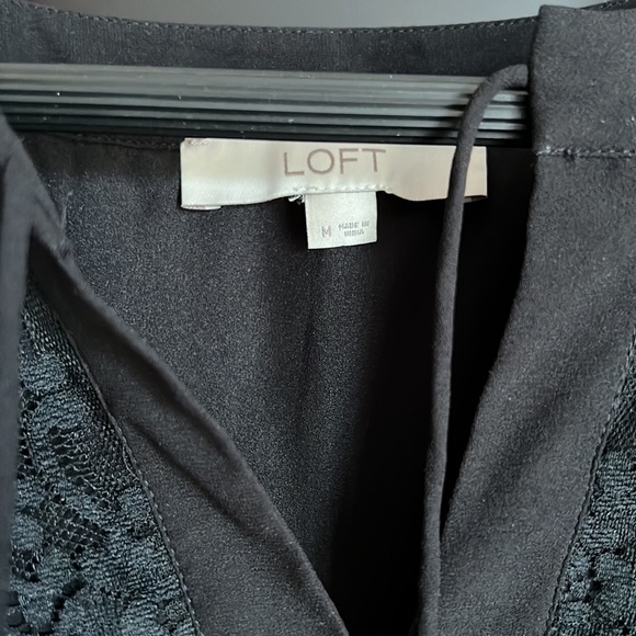 Loft Ruffled Shirt size M - Picture 2 of 3